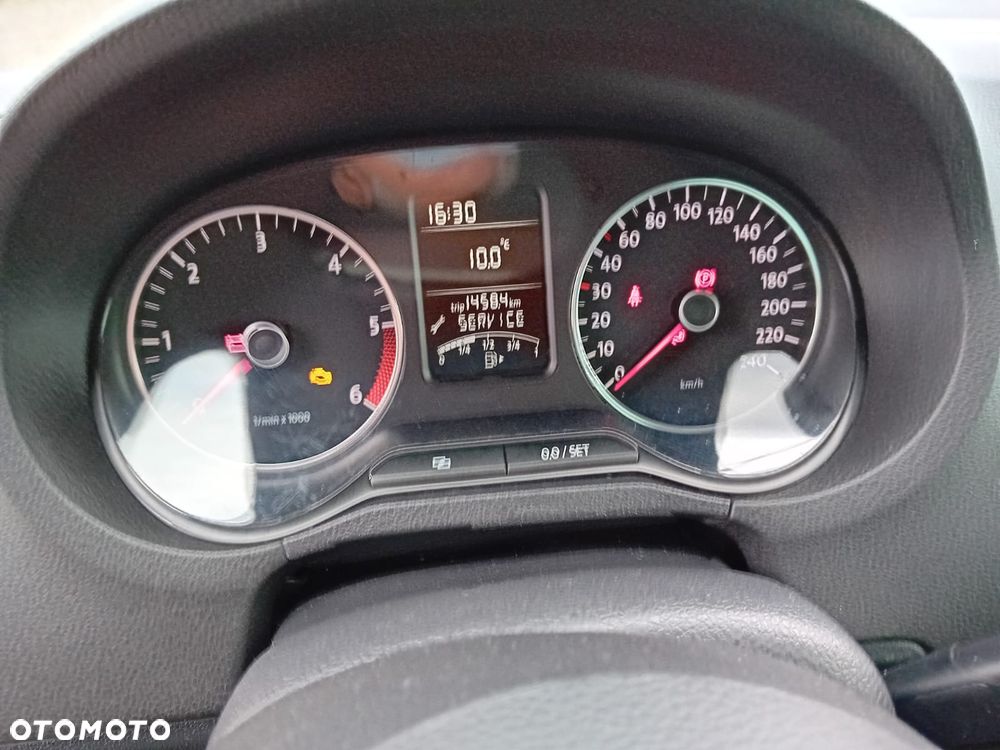 Volkswagen Polo 1.6 TDI Cross - 11