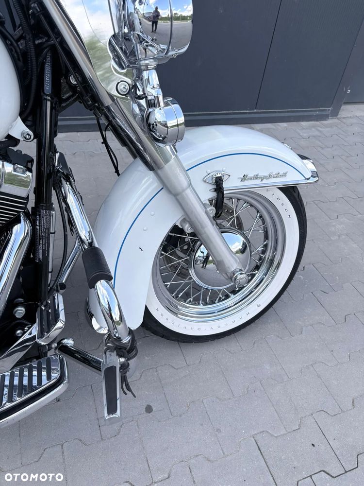 Harley-Davidson Softail Heritage Classic - 17