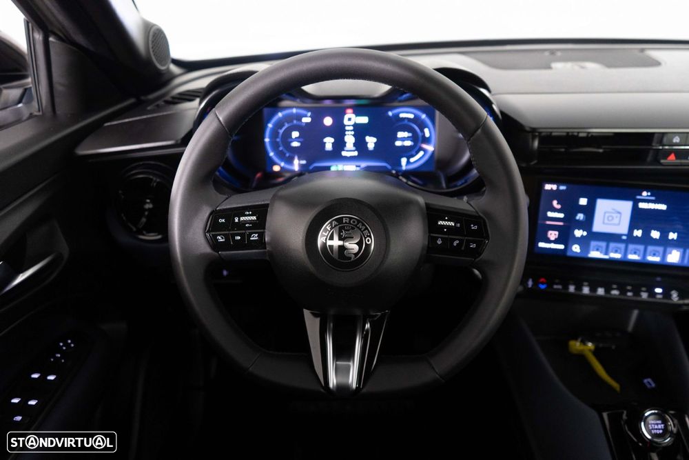 Alfa Romeo Junior Elletrica 50 kWh Launch Edition - 24
