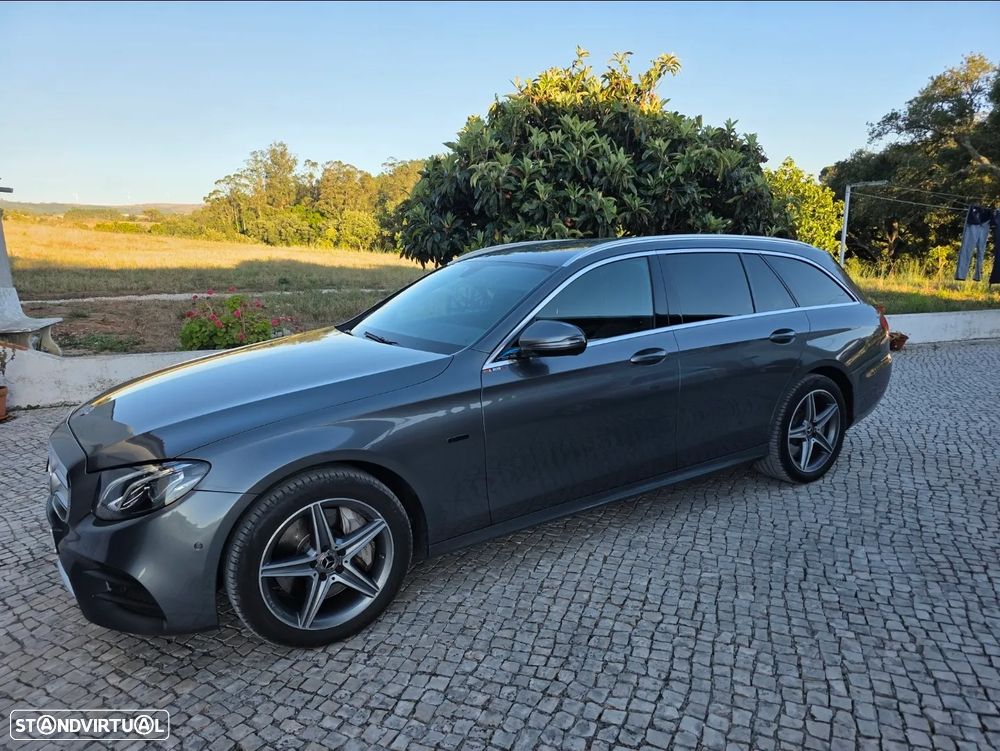 Mercedes-Benz E 300 de AMG Line - 5