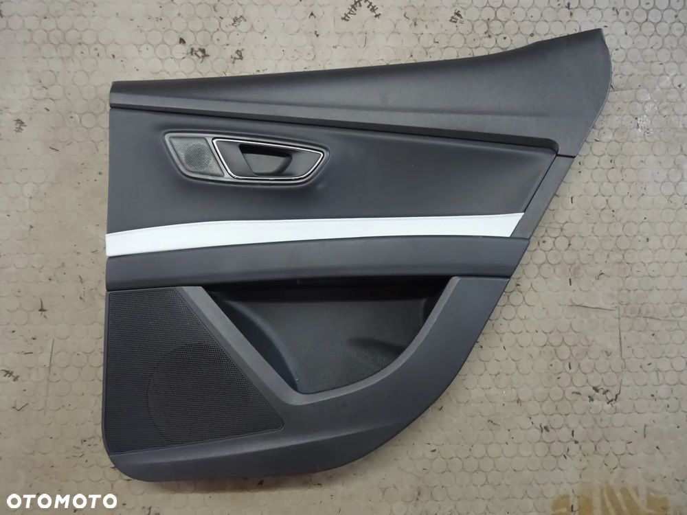 boczek drzwi tyl lewy prawy Skora Seat Leon Curpa III 5F HB czesci - 2