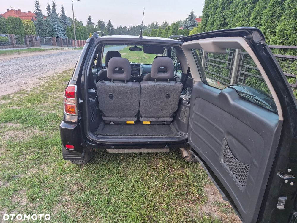 Toyota RAV4 1.8 VVT-i Terra 2WD - 6