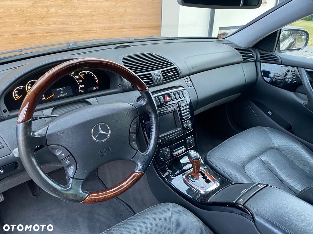 Mercedes-Benz CL 500 - 28