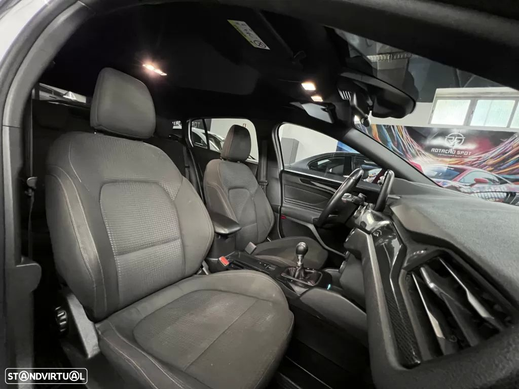 Ford Focus SW 1.5 TDCi EcoBlue ST-Line - 8