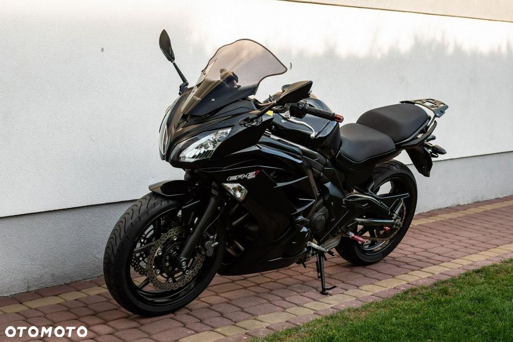 Kawasaki ER - 7