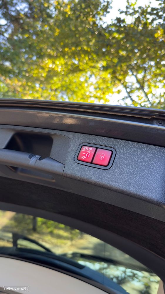 Mercedes-Benz E 220 - 12