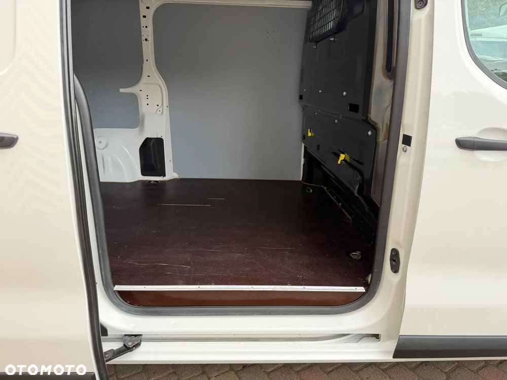 Toyota Proace 2,0 L3H1 - 38