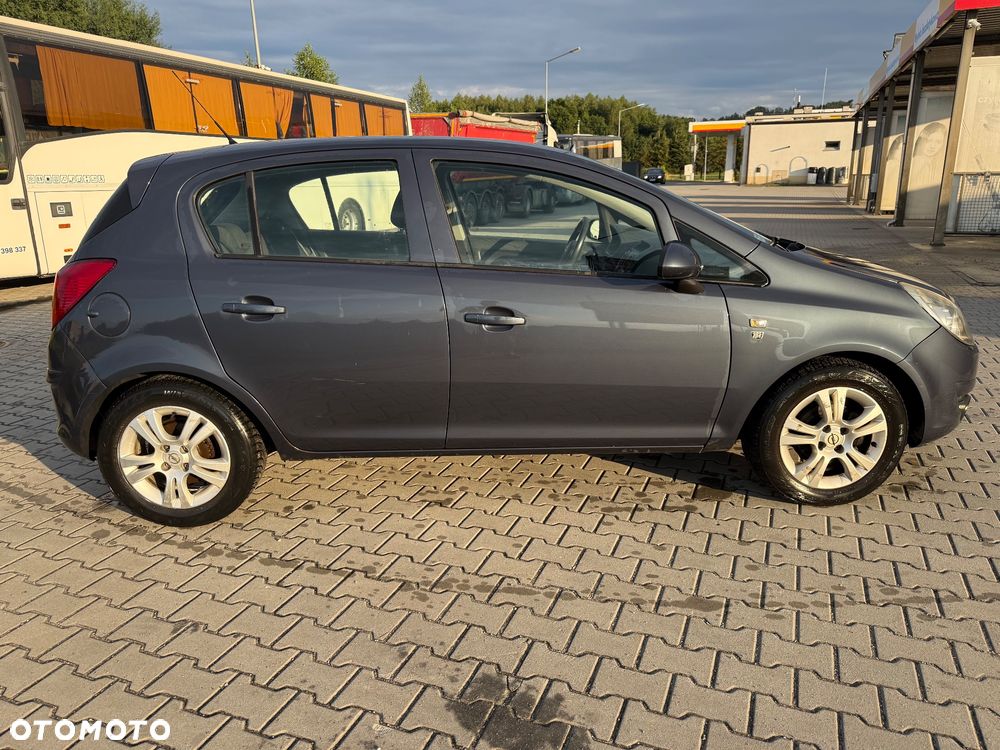 Opel Corsa 1.2 16V Edition 150 S&S - 4