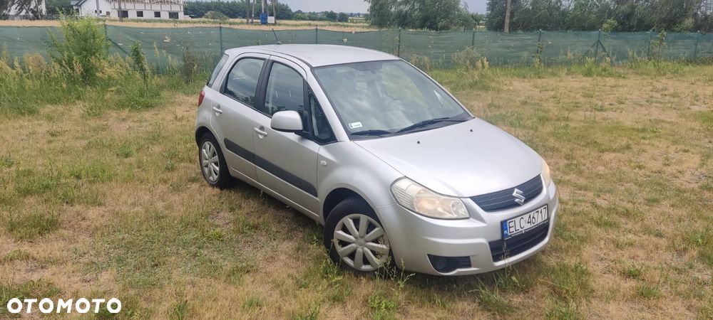 Suzuki SX4 1.6 GLX / Comfort - 1