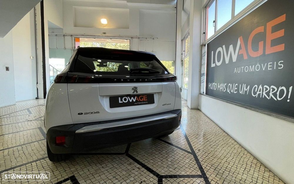 Peugeot e-2008 GT - 2