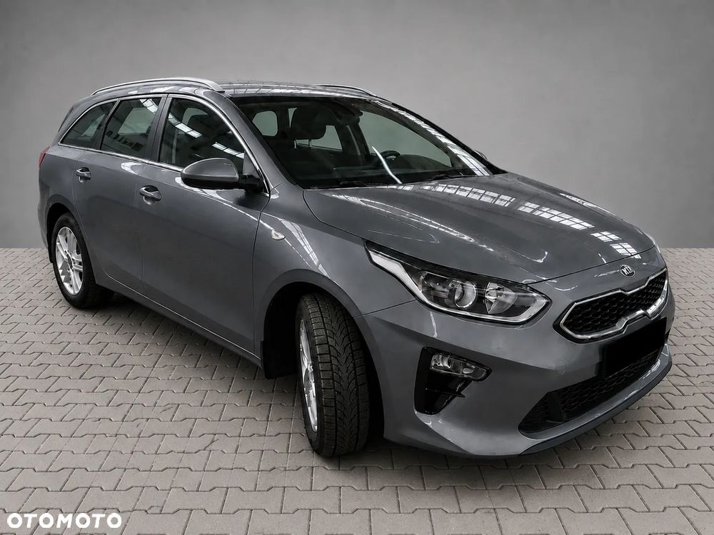 Kia Ceed 1.6 CRDi mHEV M - 4