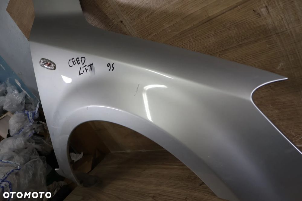 KIA CEED I LIFT 09-12 BŁOTNIK PRAWY PRZÓD PRZEDNI 9S - 4