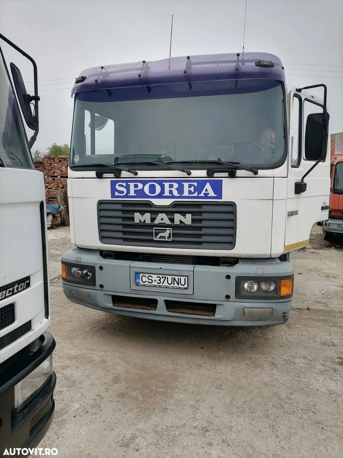 MAN 18284 - 1