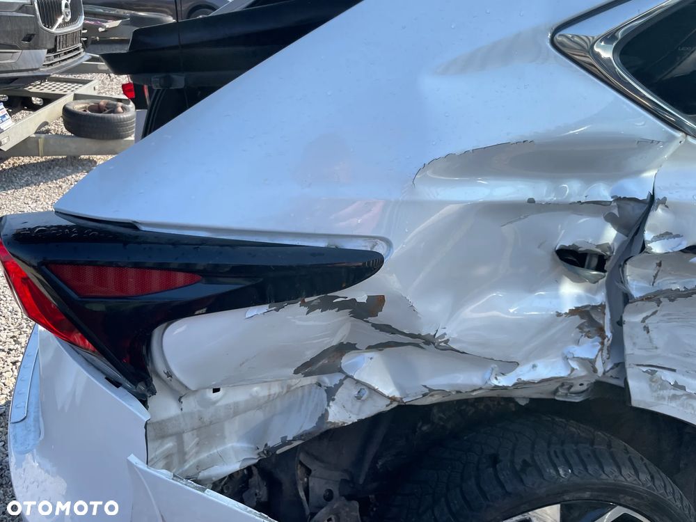 Lexus NX 300h F Sport AWD - 6