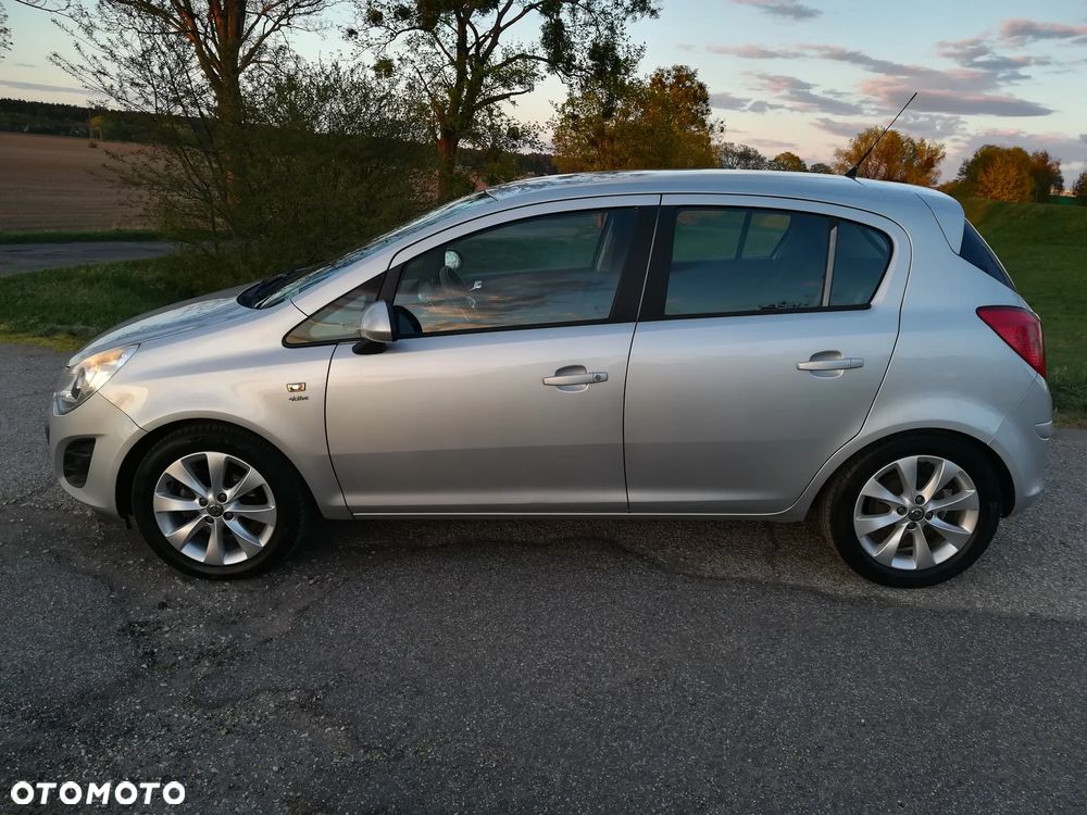 Opel Corsa 1.4 16V Edition 111 Jahre - 8