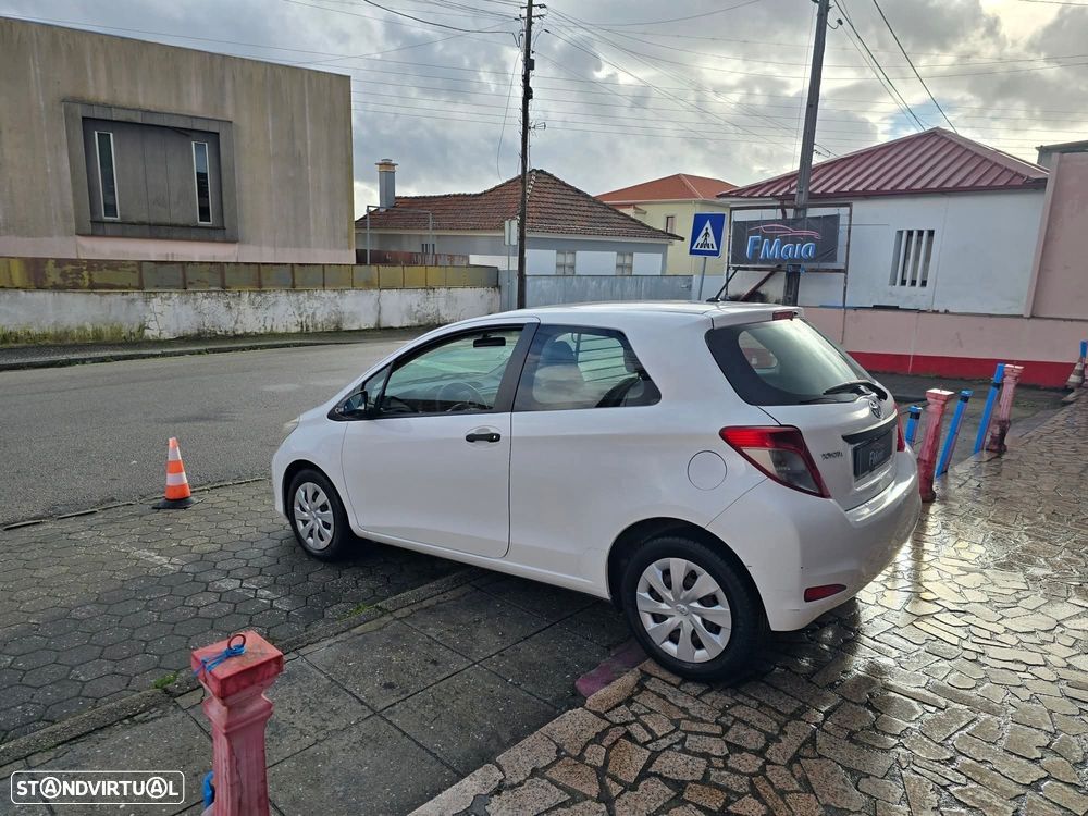 Toyota Yaris - 6