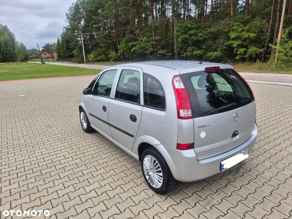 Opel Meriva 1.6 (Essentia) - 16