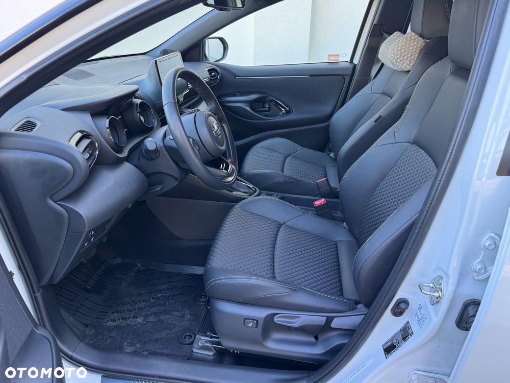 Toyota Yaris Hybrid 1.5 Style - 8