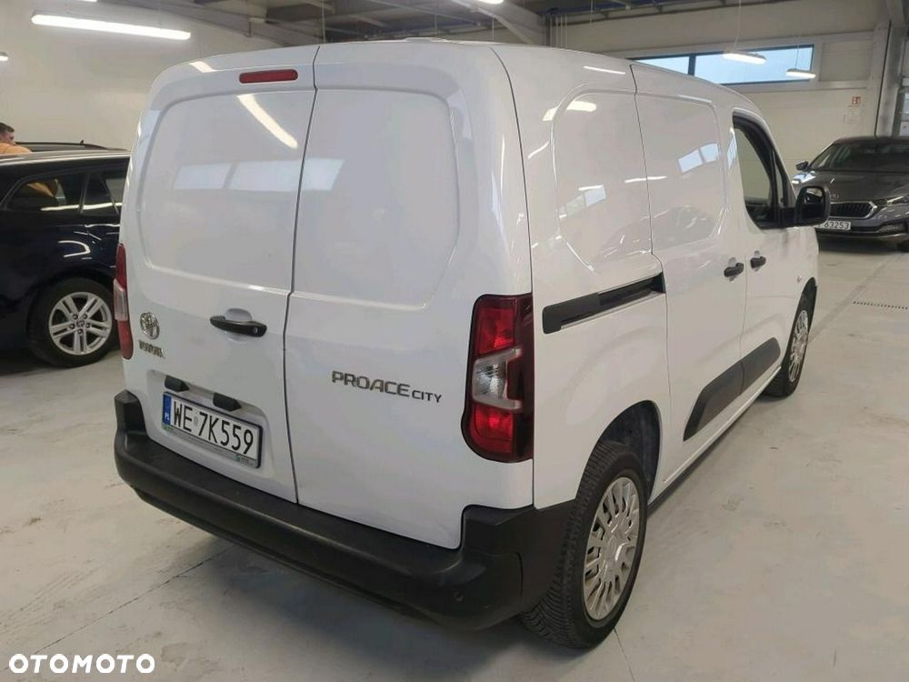 Toyota Proace City - 4