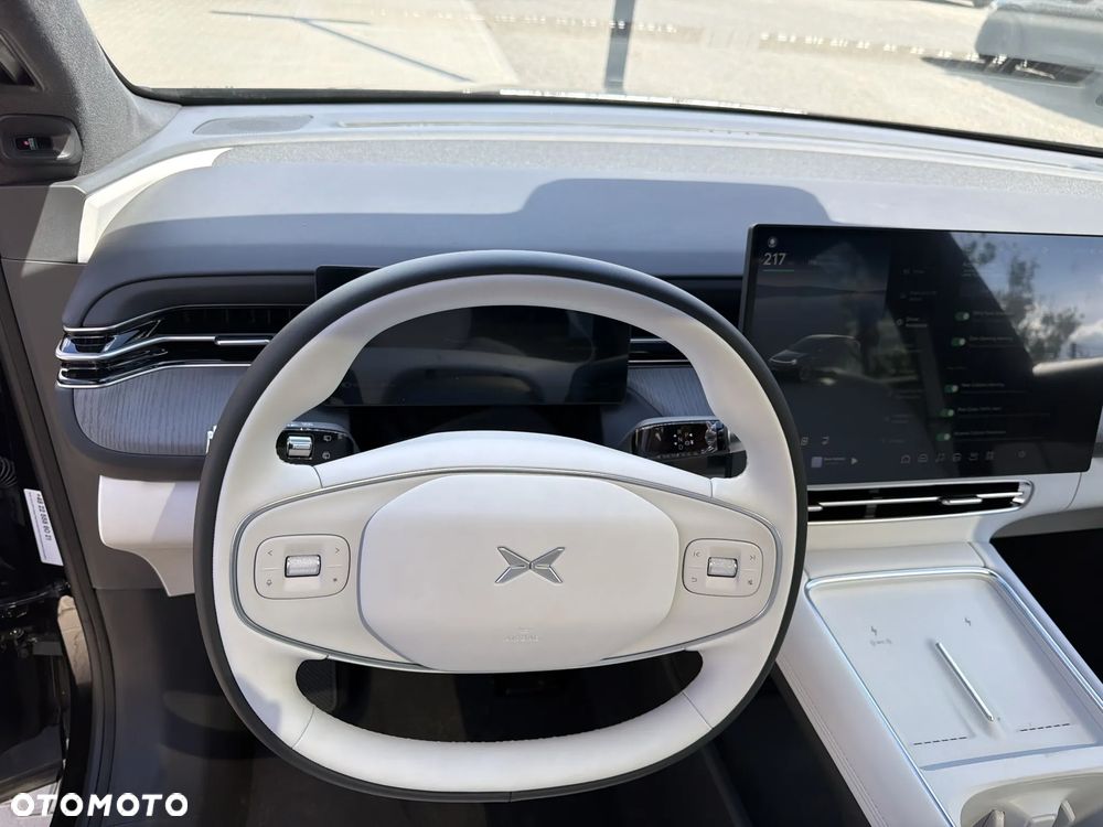 XPeng G6 - 15