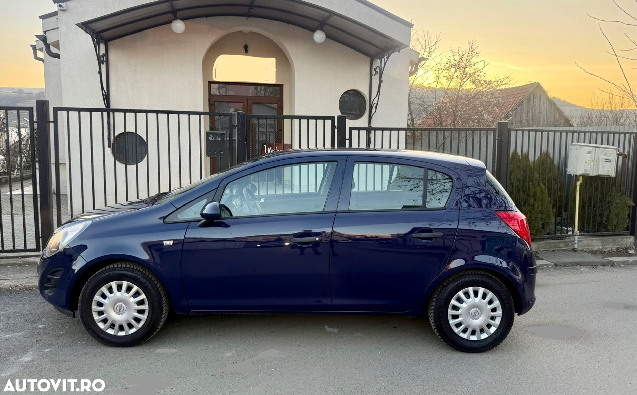 Opel Corsa 1.2 Enjoy - 5
