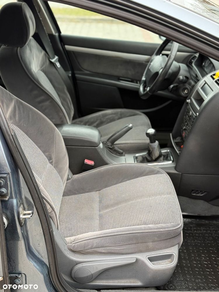 Peugeot 407 - 17