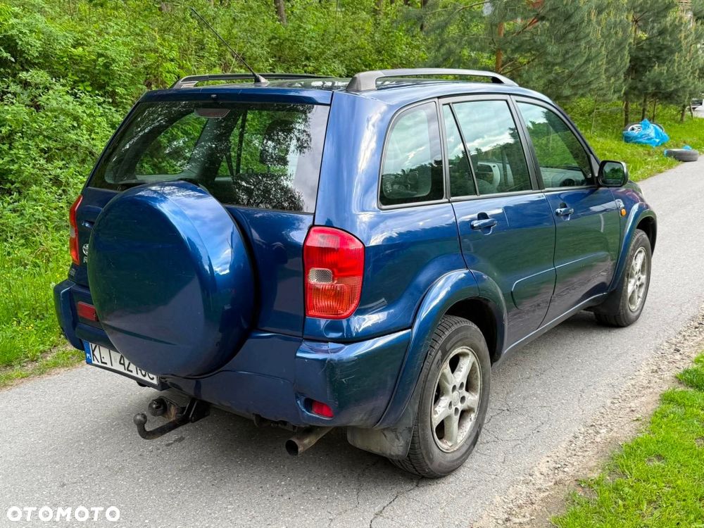 Toyota RAV4 - 3