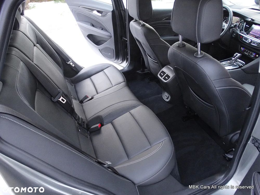 Opel Insignia 2.0 BiTurbo D 4x4 Automatik Exclusive - 32