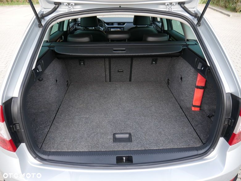 Skoda Octavia 2.0 TDI 4x4 DSG Scout - 37
