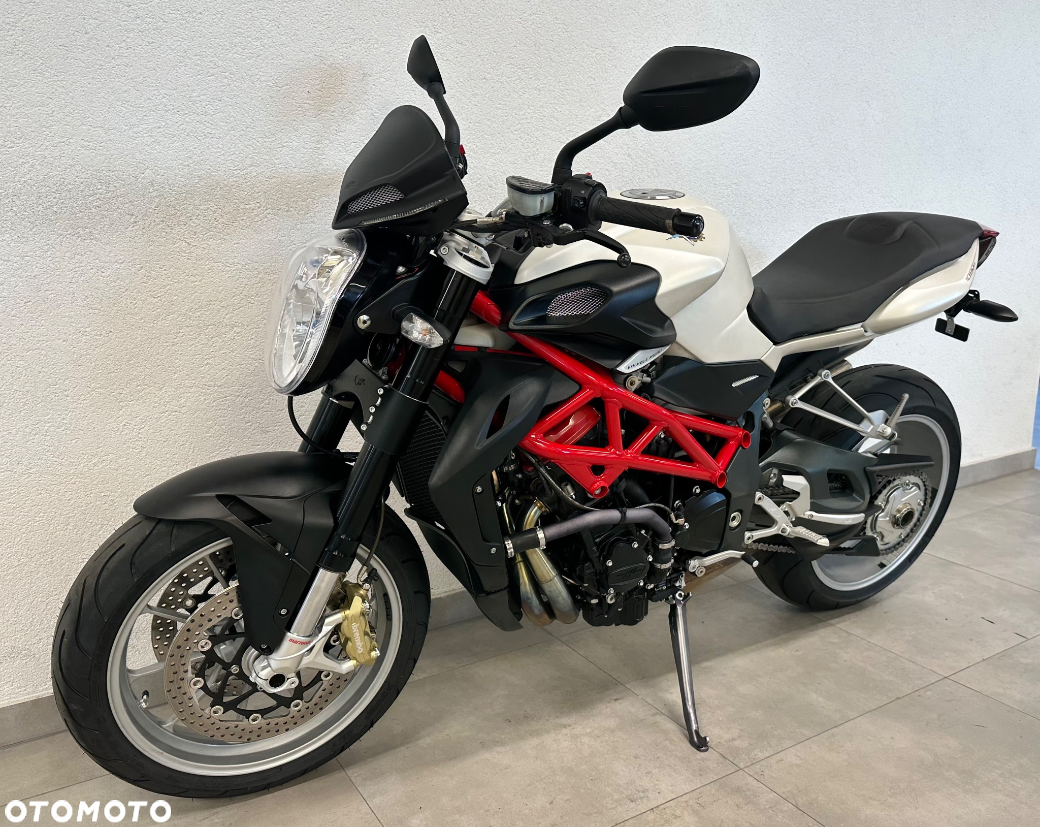 MV AGUSTA Brutale - 2