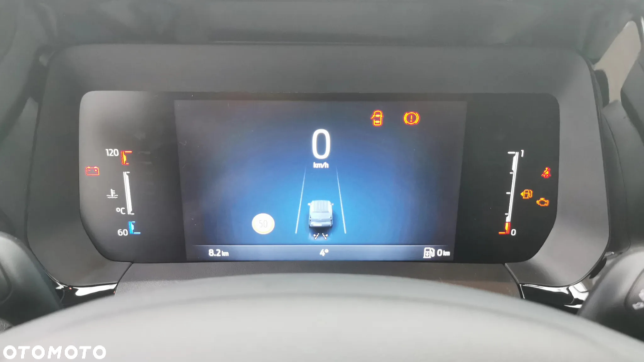 Ford Transit Courier - 17