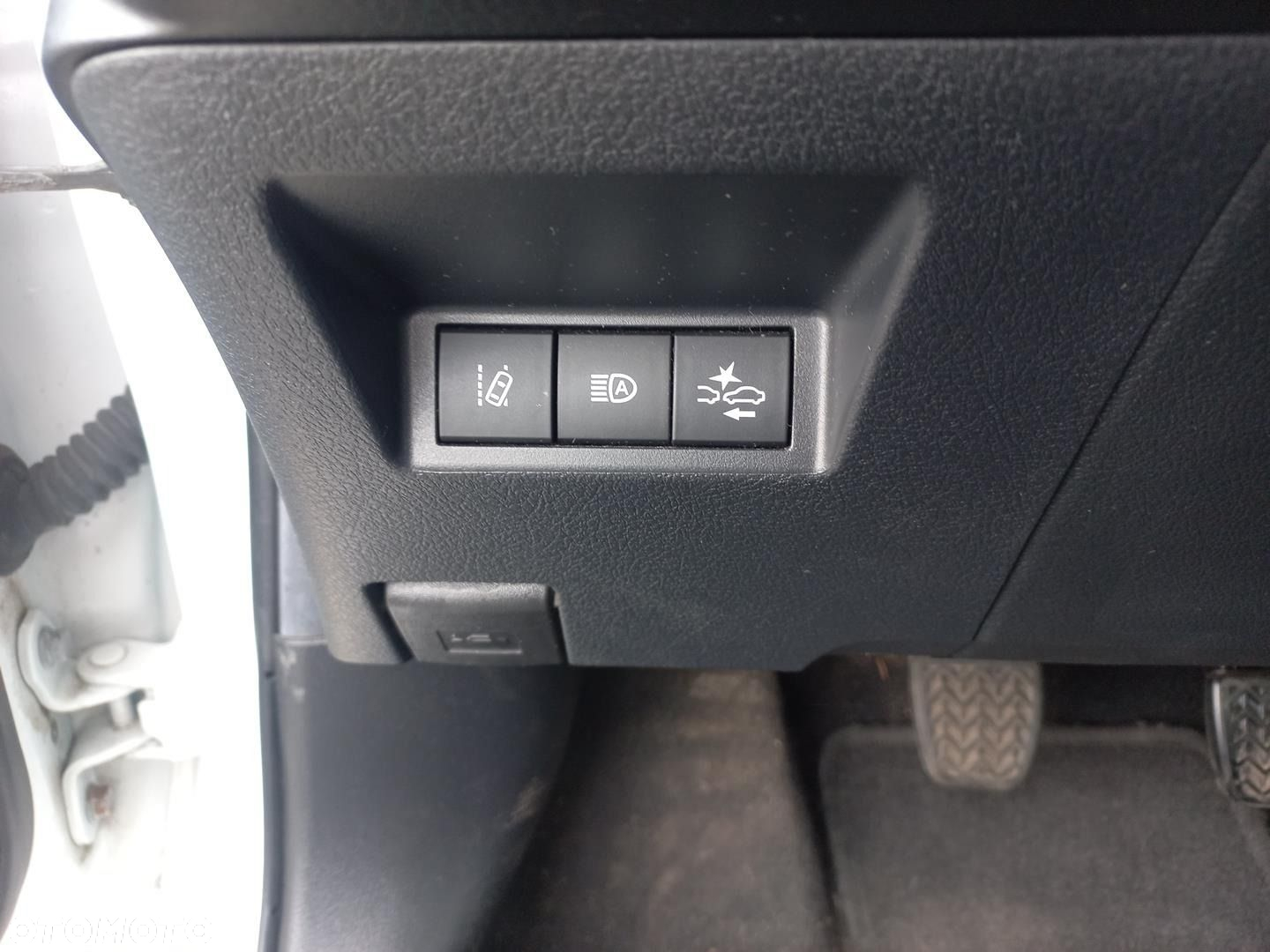 Toyota Yaris - 18