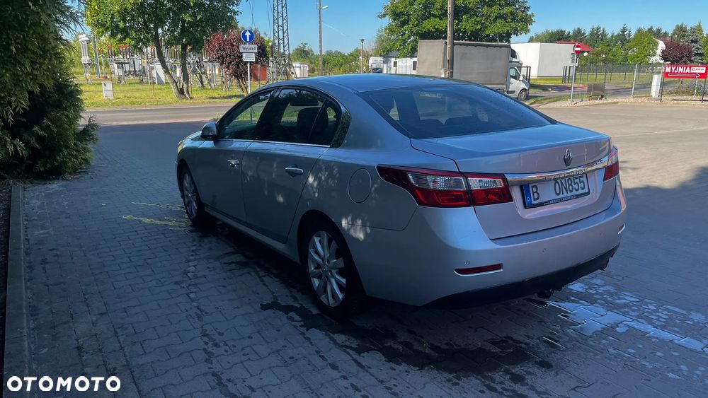 Renault Latitude - 9