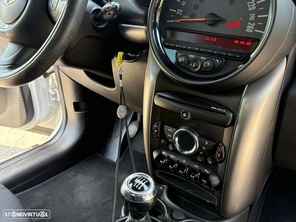 MINI Countryman Cooper D - 18