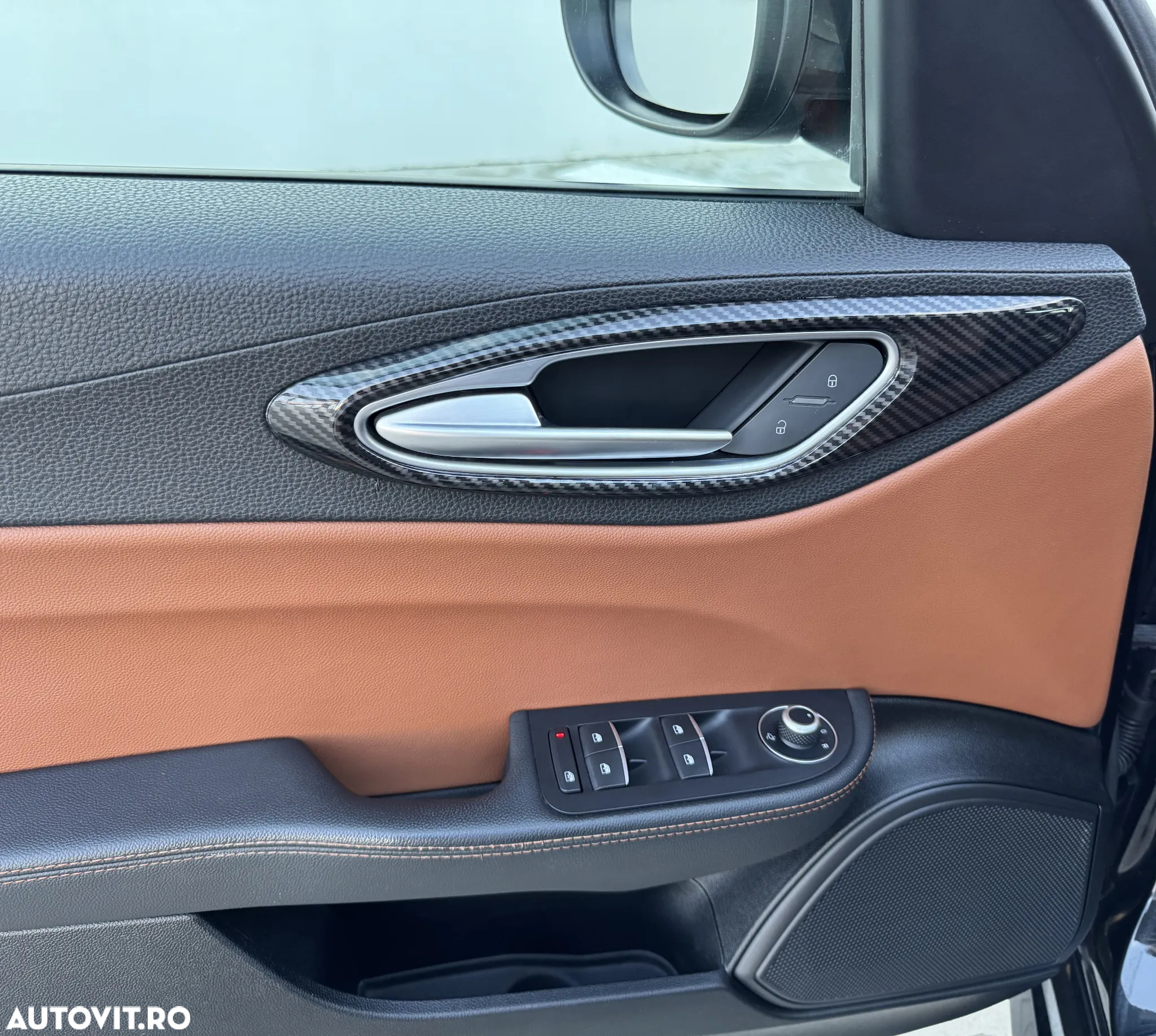 Alfa Romeo Giulia 2.2 Diesel AT8-Q4 Veloce - 33
