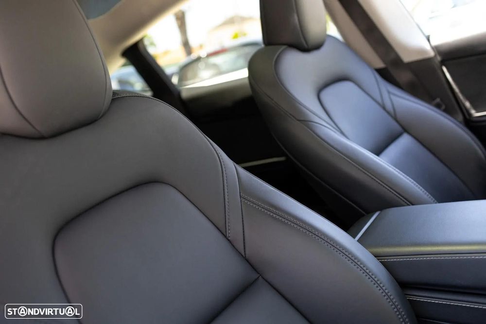 Tesla Model Y Standard - 19