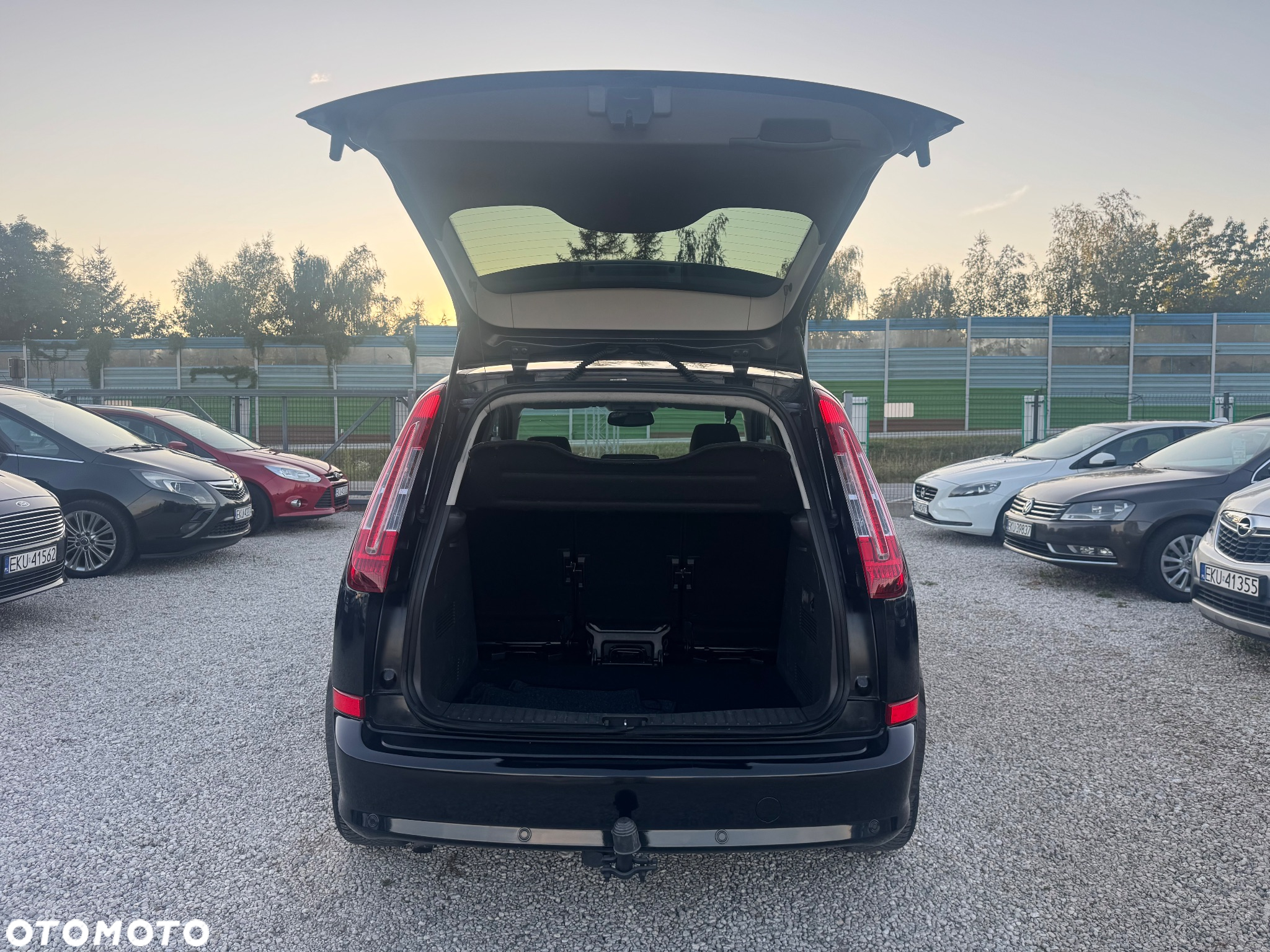 Ford C-MAX 1.8 Ghia - 30