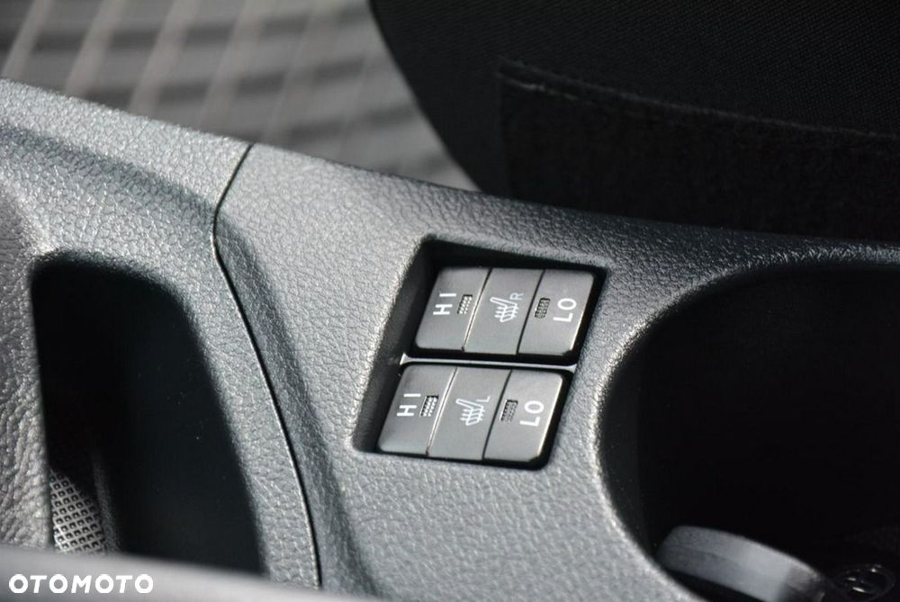 Toyota Auris Hybrid 135 Premium - 23