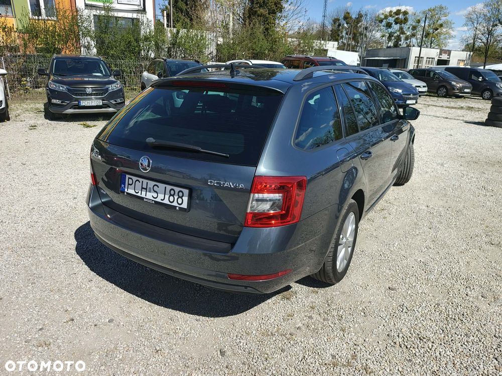 Skoda Octavia 2.0 TDI DSG Style - 5
