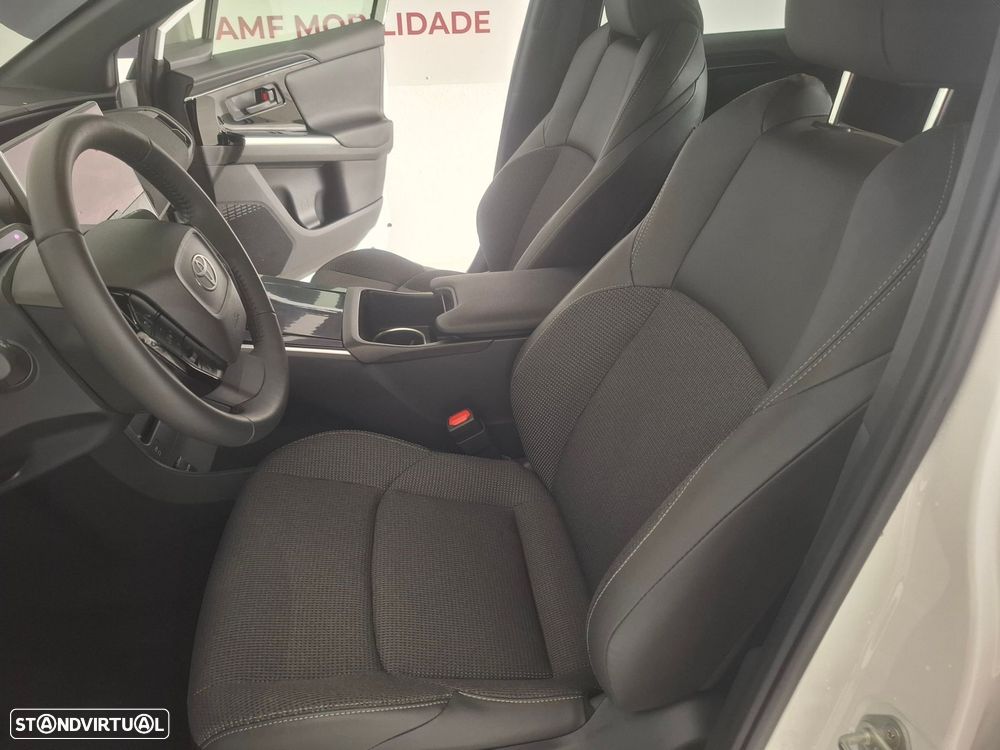 Toyota bZ4X 71,4 kWh Premium - 9