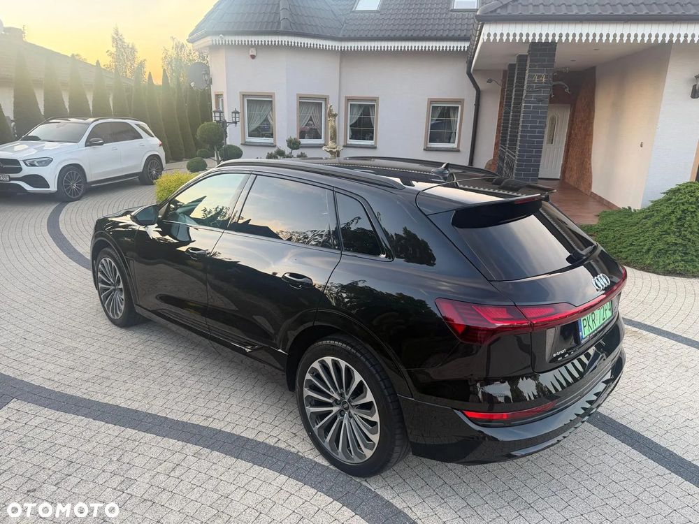 Audi e-tron 55 Quattro S Line - 12