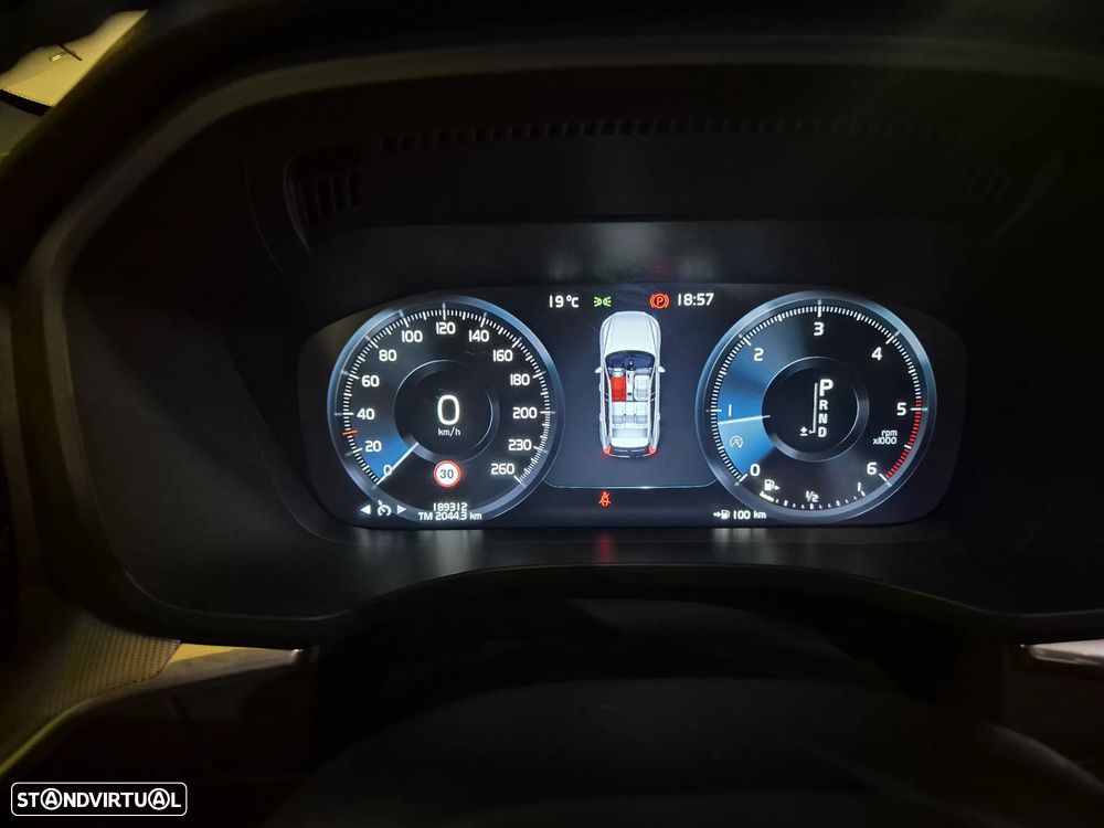 Volvo XC 60 2.0 D4 R-Design Geartronic - 15