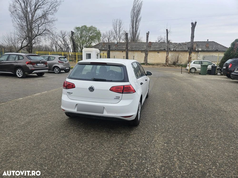 Volkswagen Golf 1.6 TDI BMT Comfortline - 3