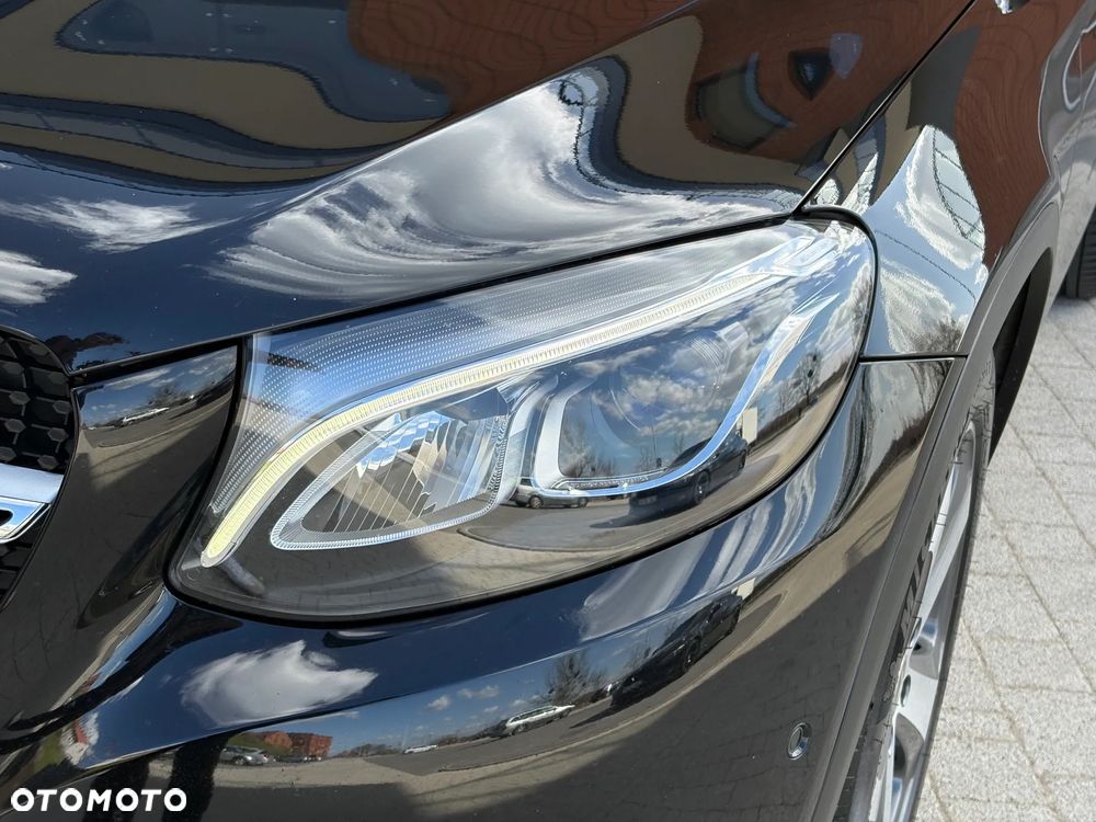 Mercedes-Benz GLC - 9