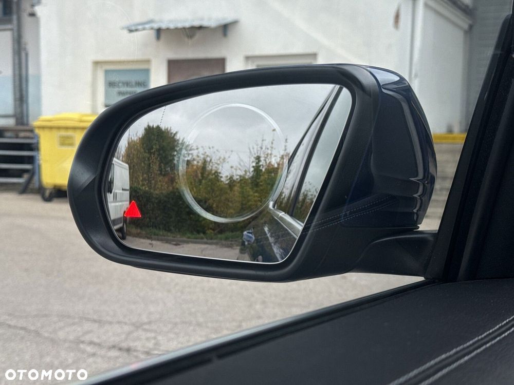 Mercedes-Benz GLB 200 d 4-Matic Progressive 8G-DCT - 29