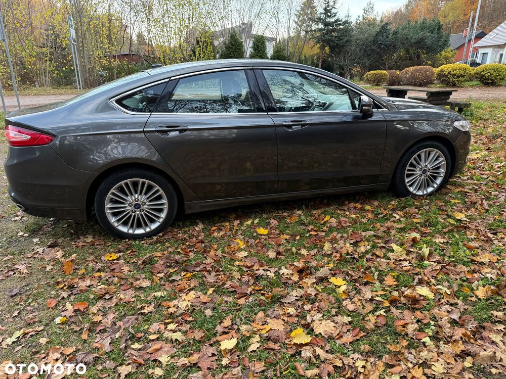 Ford Fusion 2.0 EcoBoost Titanium - 16