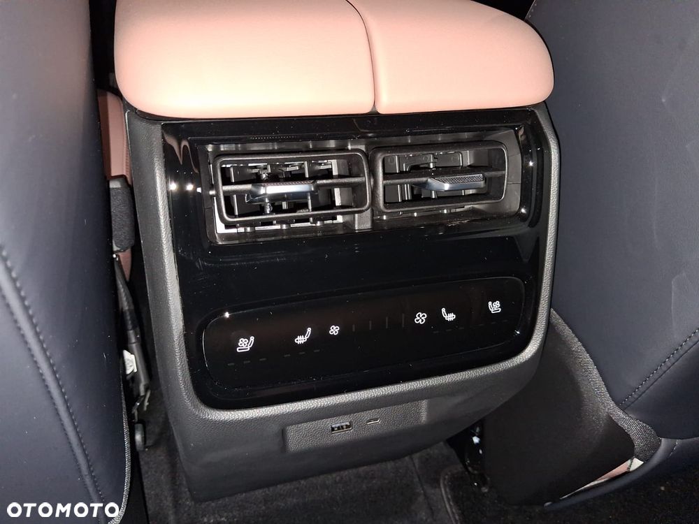 Chery Tiggo 9 1.5 T-GDI Super Hybrid Prestige 3DHT - 11