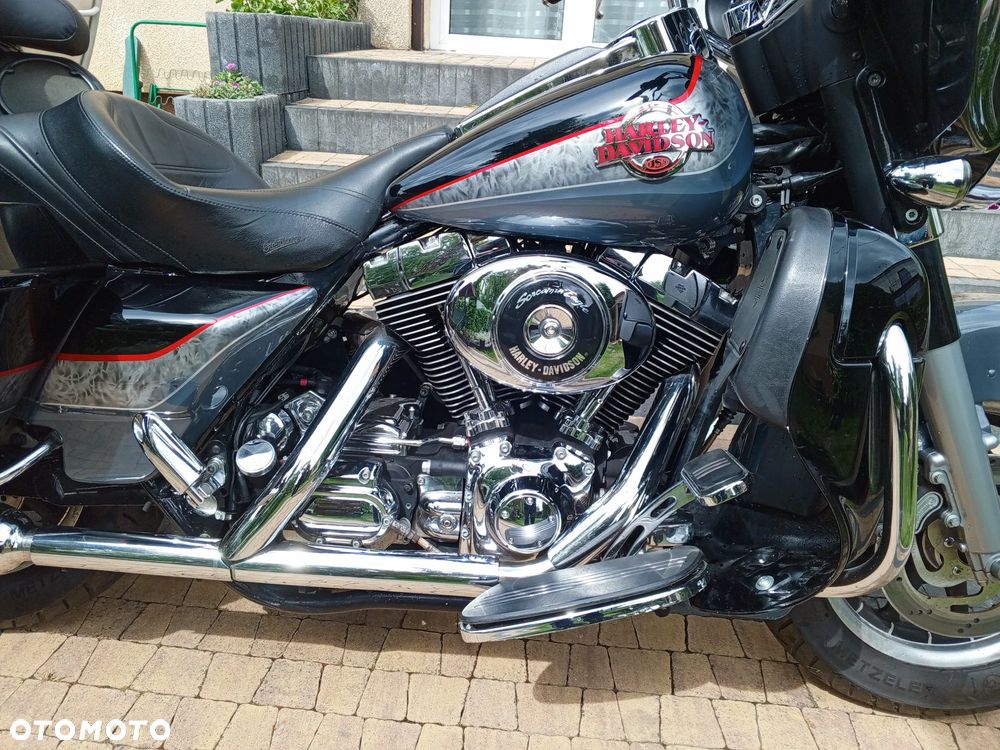 Harley-Davidson Electra - 13