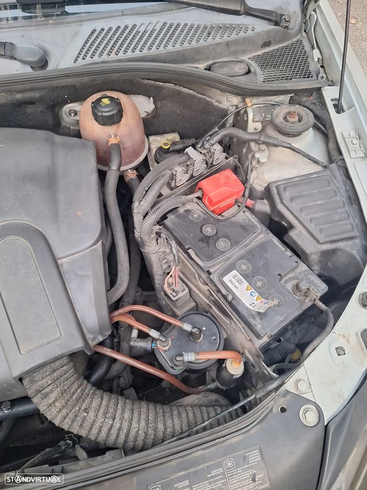 Renault Clio 1.5 dCi Authentique - 8