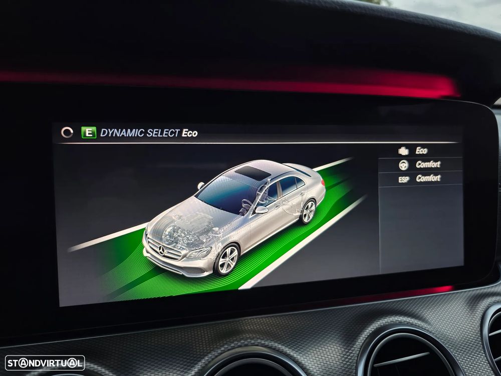 Mercedes-Benz E 220 d AMG Line - 30